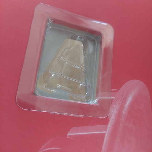 Lego I Love That Minifigure Book Hardcover - Picture 5 of 8